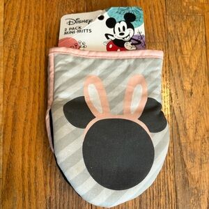NWT Disney Mickey Mouse Easter Bunny Spring 2-pack Mini Oven Mitts